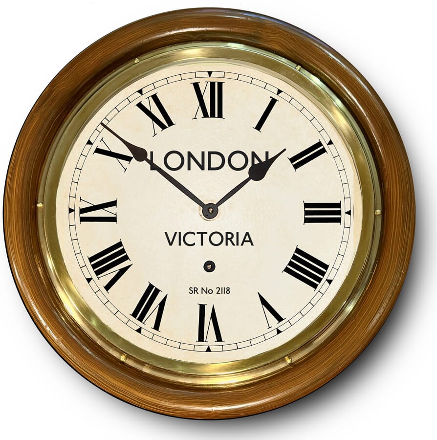 Victoria clock discount
